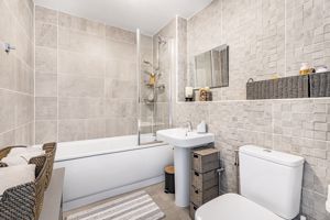 Family Bathroom- click for photo gallery